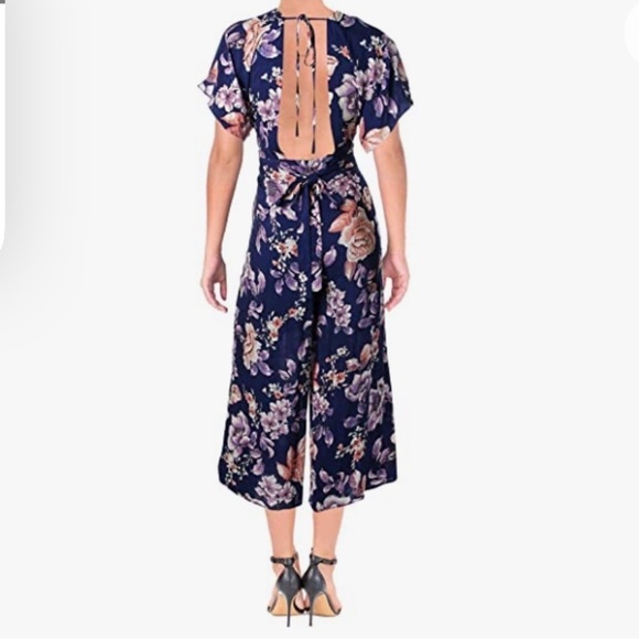 JOA Open-back Floral Print Jumpsuit In Cobalt Floral - Picture 11 of 11
